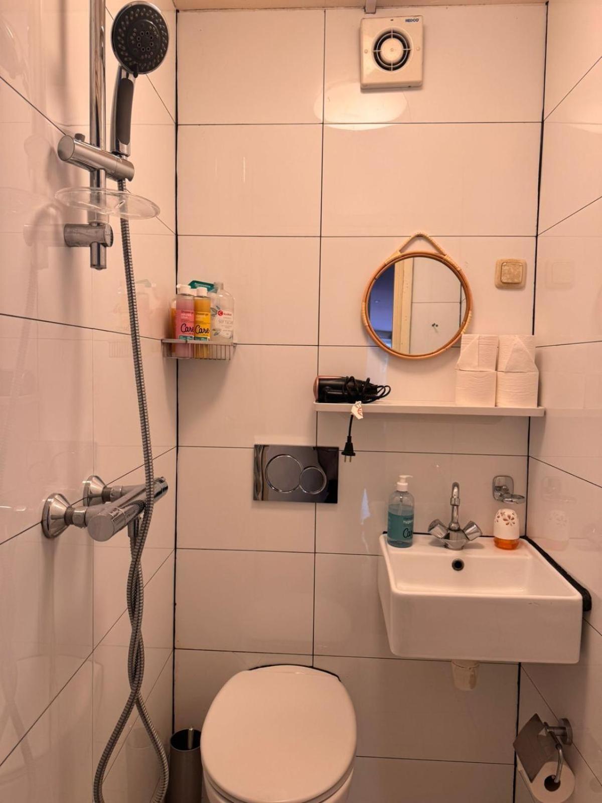 Central B&B Apartment In Амстердам Екстериор снимка